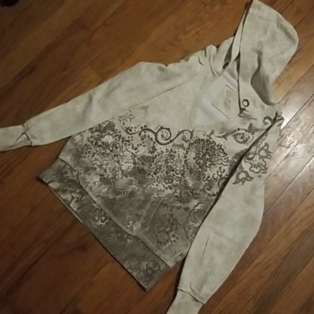 Maurices brand sweatshirt